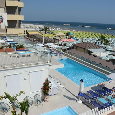 Hotel Bellevue Pesaro Esterno foto