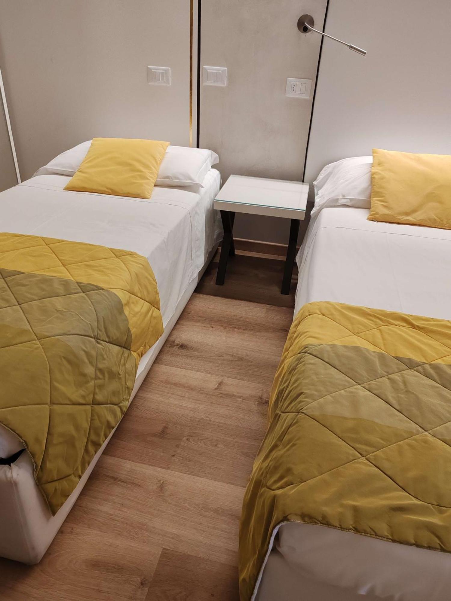 Hotel Bellevue Pesaro Esterno foto
