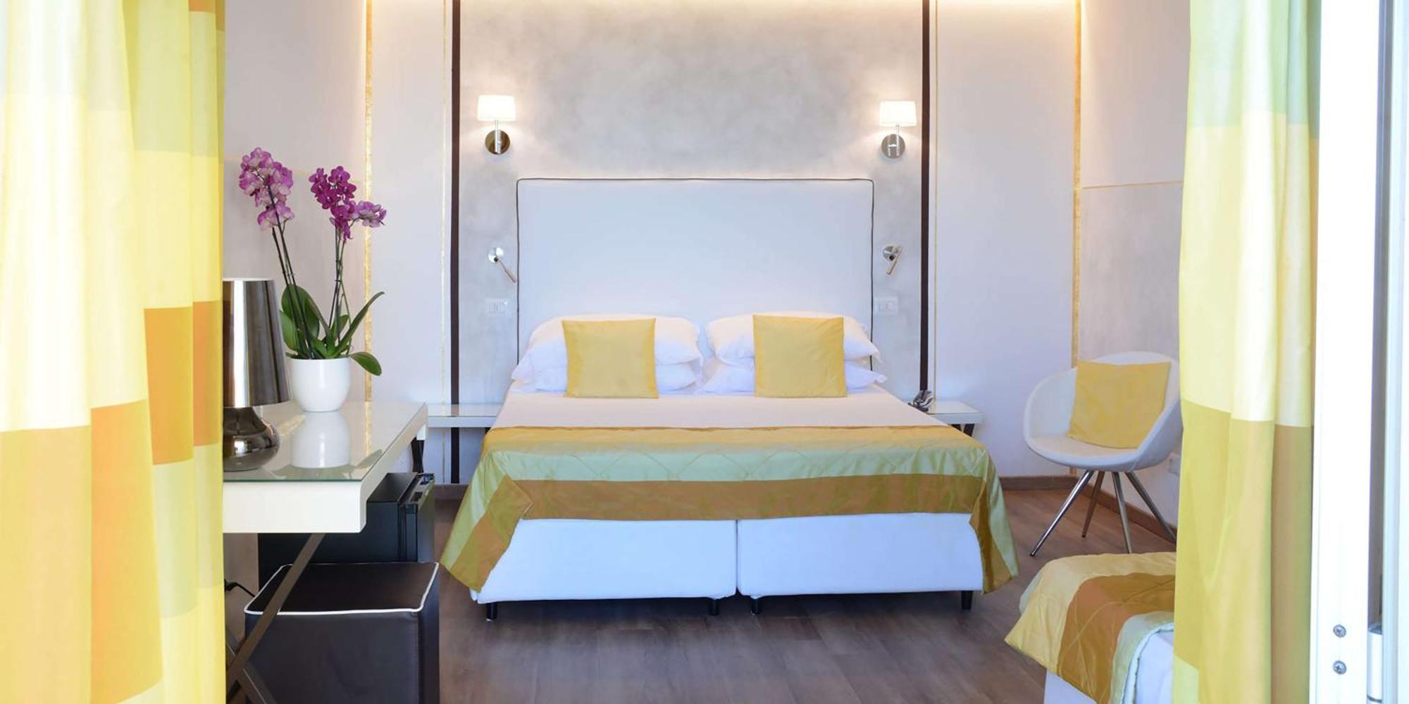 Hotel Bellevue Pesaro Esterno foto